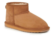 Load image into Gallery viewer, EMU Australia Womens Stinger Micro Sheepskin Boot Chestnut
