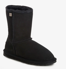 Load image into Gallery viewer, Emu Australia Womens  Platinum Stinger Slim Low Sheepskin Boot Black
