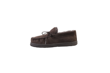 Load image into Gallery viewer, Superlamb Mens Moccasin Deluxe Sheepskin Slipper Chocolate
