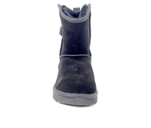 Load image into Gallery viewer, Superlamb Argali Buckle Womens Sheepskin 7.5&quot; Boot Black
