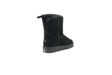 Load image into Gallery viewer, Superlamb Argali Womens Sheepskin 7.5&quot; Boot Black
